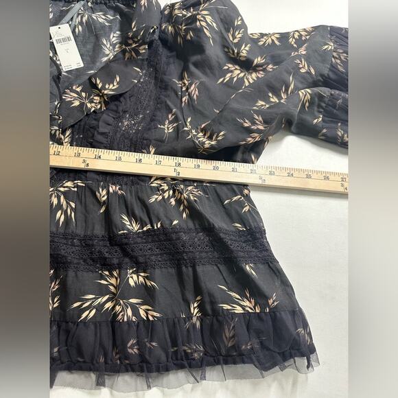 NWT Anthropologie V-Neck Ruffled Popover Blouse size Large Grey - Picture 4 of 8